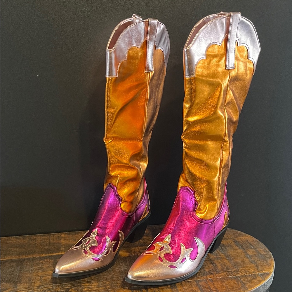 Cowboy Boots Size 7.5 US - Picture 6 of 11